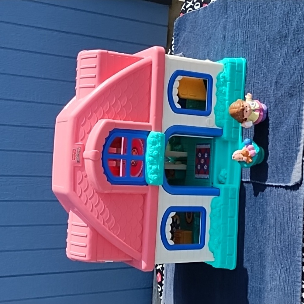 Fisher Price Little People Sweet Sounds Home Garden Playhouse. No Sound Or Car